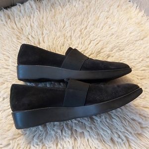 Stuart Weitzman suede shoes, size 8, made in Spain